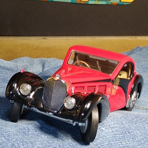 1/18 ブガッティ Bugatti 57SC ATALANTE 1936 1936 Bugatti Type 57 Atalante Chassis 57401, engine 54C